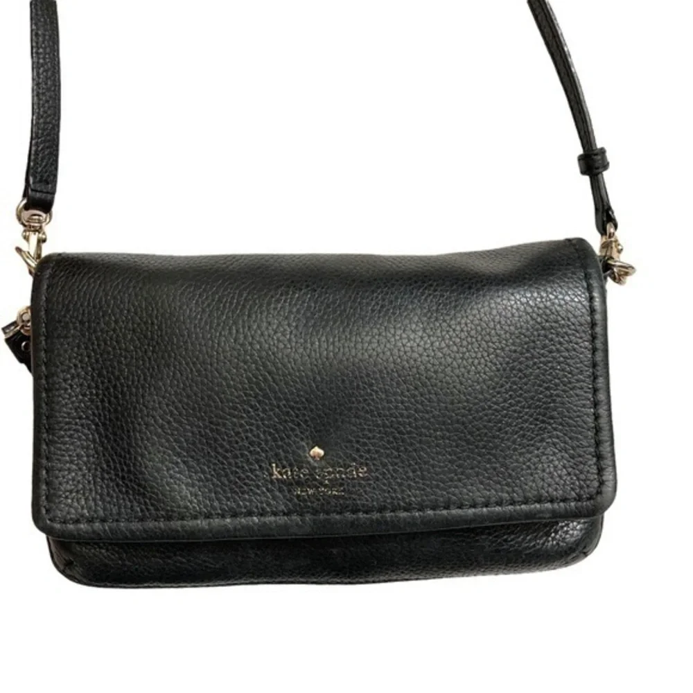 Kate spade black leather crossbody bag side expansion